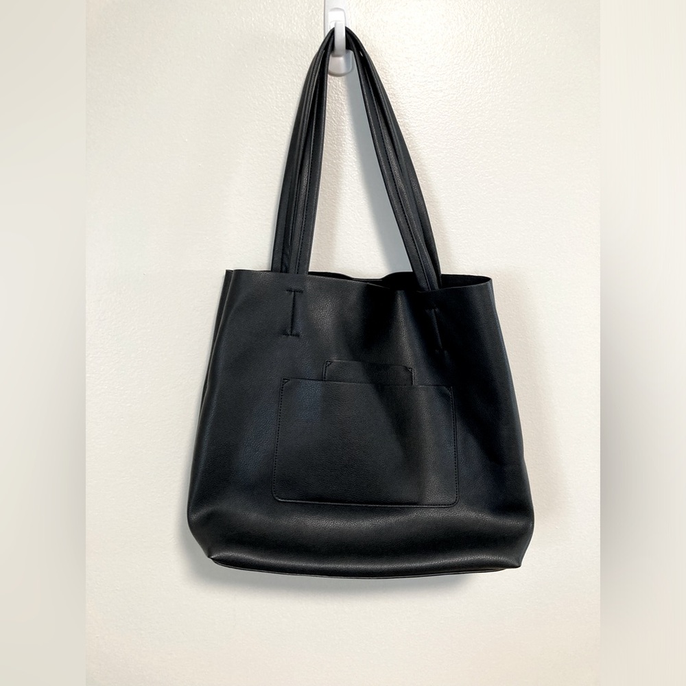 Like new vegan black tote